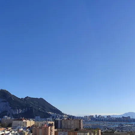 شقة Fabulous Penthouse La Línea de la Concepción